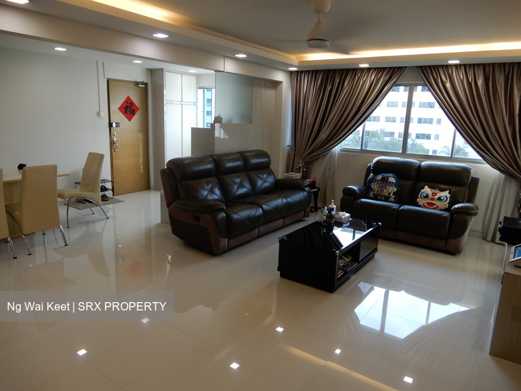 Hougang Avenue 6 thumbnail photo